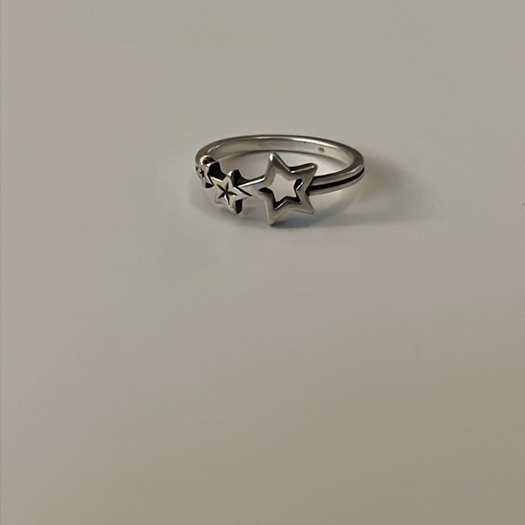 James avery twinkling stars ring✨✨✨ - Picture 2 of 6
